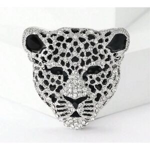 Leopard Brooch